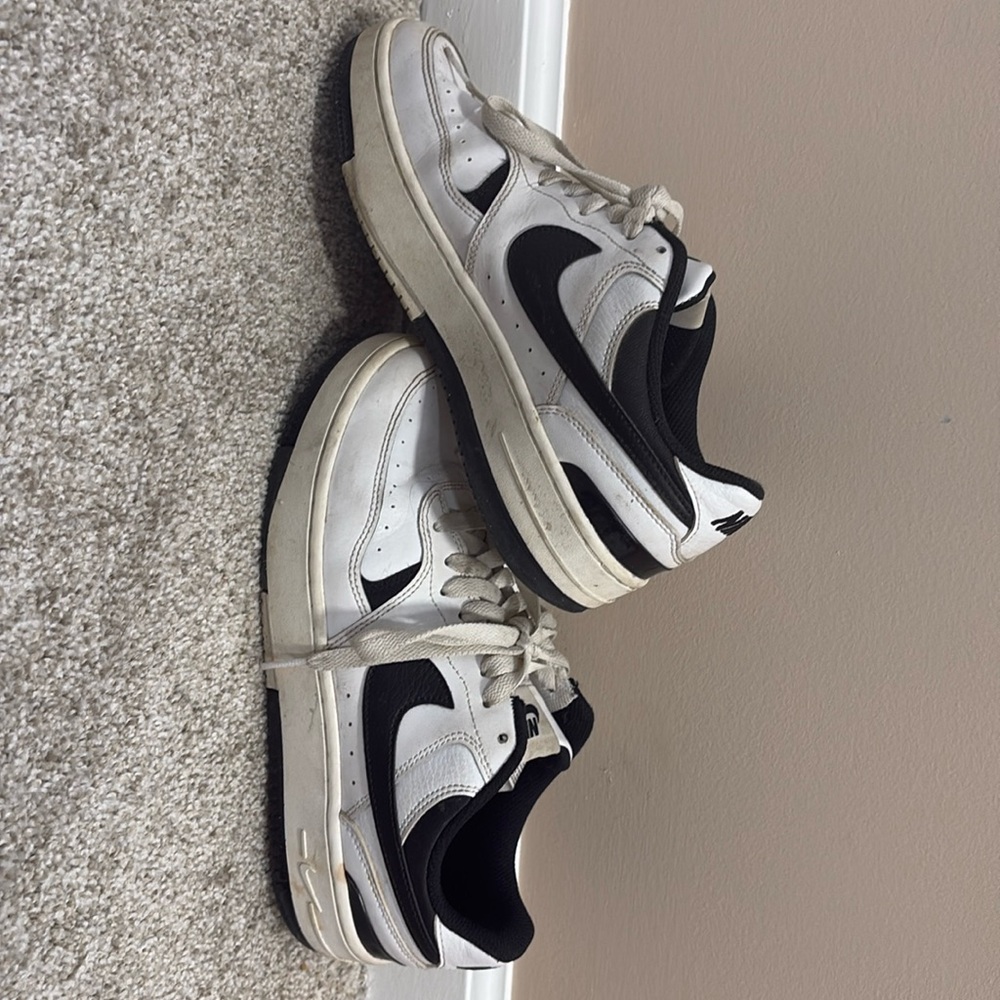 Nike women’s platform sneakers